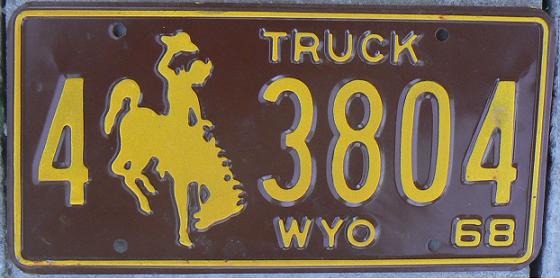 Old normal series (1957 - 1974), truck plate, 4 = Sweetwater county (Green River), 1968 issue