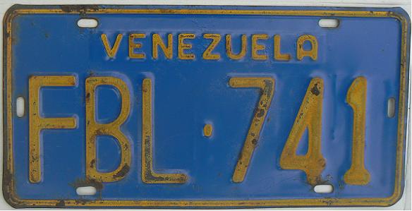 Old normal series (1962 - 1982), F = Bolívar (Ciudad Bolívar), yellow on blue = private vehicles, issued in 1978-1981