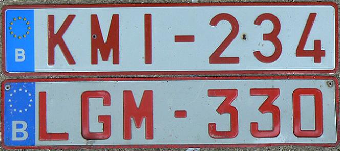 Former normal series (1973 - 2010), front plate obtained by the owner, I serial letter authorized since 2000