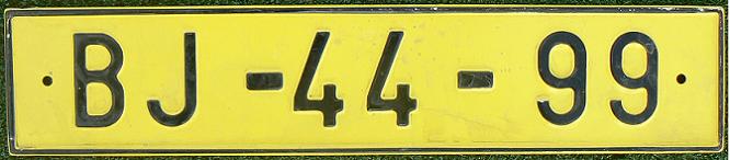 BJ = Bardejov (Slovakia), mixture of designs (1986 dimensions, hyphen after letters used prior to 1986), perhaps sample plate?