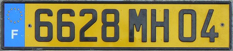 04 = Alpes-de-Haute-Provence (Digne-les-Bains), Provence - Alpes - Côte d'Azur, 2001