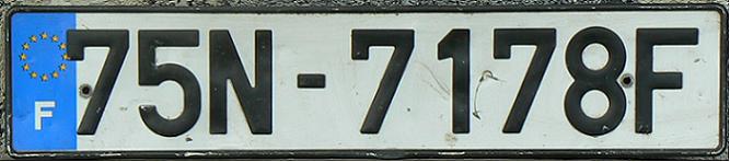 Former official series (1992-2009), 75 = Paris, Île-de-France, N (permitted area of operation) = nationally within France, used mostly on Police vehicles
