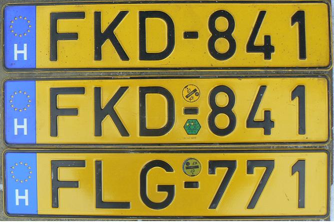 Former series (1990 -2022 ), Euroband since May 2004, uncoded  Black on yellow = taxis, commercial vehicles carrying other peoples’ goods and some buses and coaches