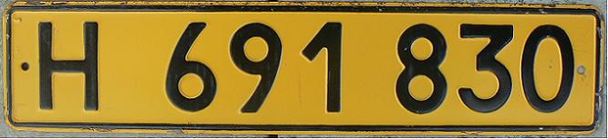 Final series for foreigners (1980 - 1991), H = foreign specialists, foreign nationals, hire cars for foreigners, 691 = LITHUANIA