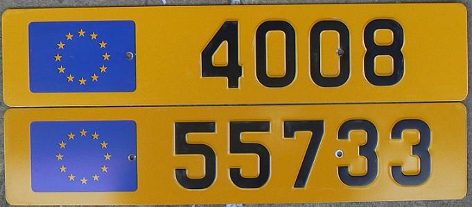 Former normal series (1988 - 2003), rear plates, old numeric 1945-66 registrations remade in 1988-2003 style, 4008 issued originally in 1945, 55733 in 1959/60