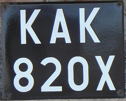 Former series (1976 - 2000), KA = Katowice, suffix letter = Administrative, Government and Public Department vehicles (1976-96)
