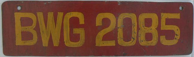 Old series (ca. 1978 - ca. 1995), yellow on red = government vehicles, BW = Western Region (Thimphu), G = government